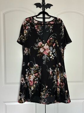 Gothic Vintage Inspired Mini Dress Black Floral V-Neck Sheer size 2X